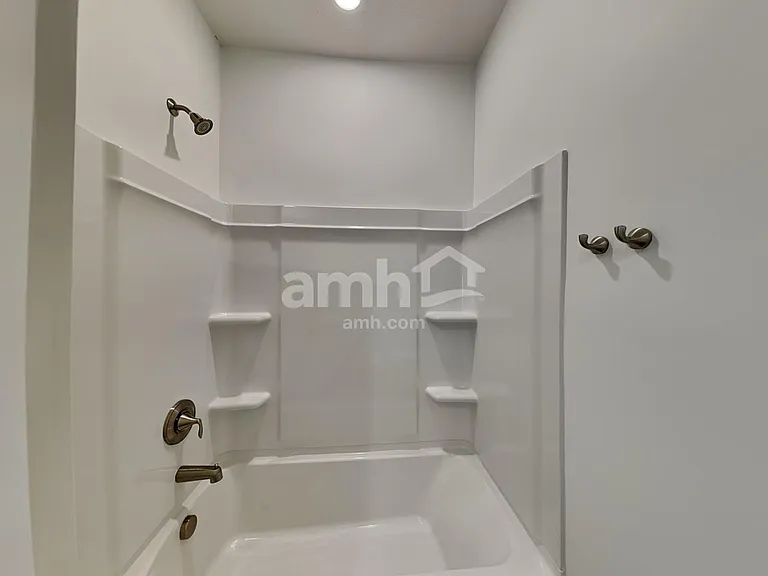 206 Rustic Barn Ct — Photo 9