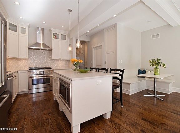 5th image of 1831 W Cuyler Ave