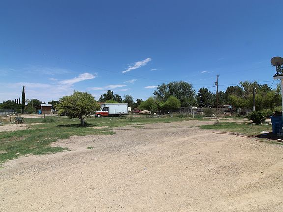 2nd image of 340 Valle Lindo Dr