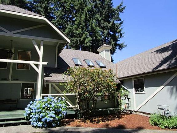 2nd image of 5408 Cirque Dr W