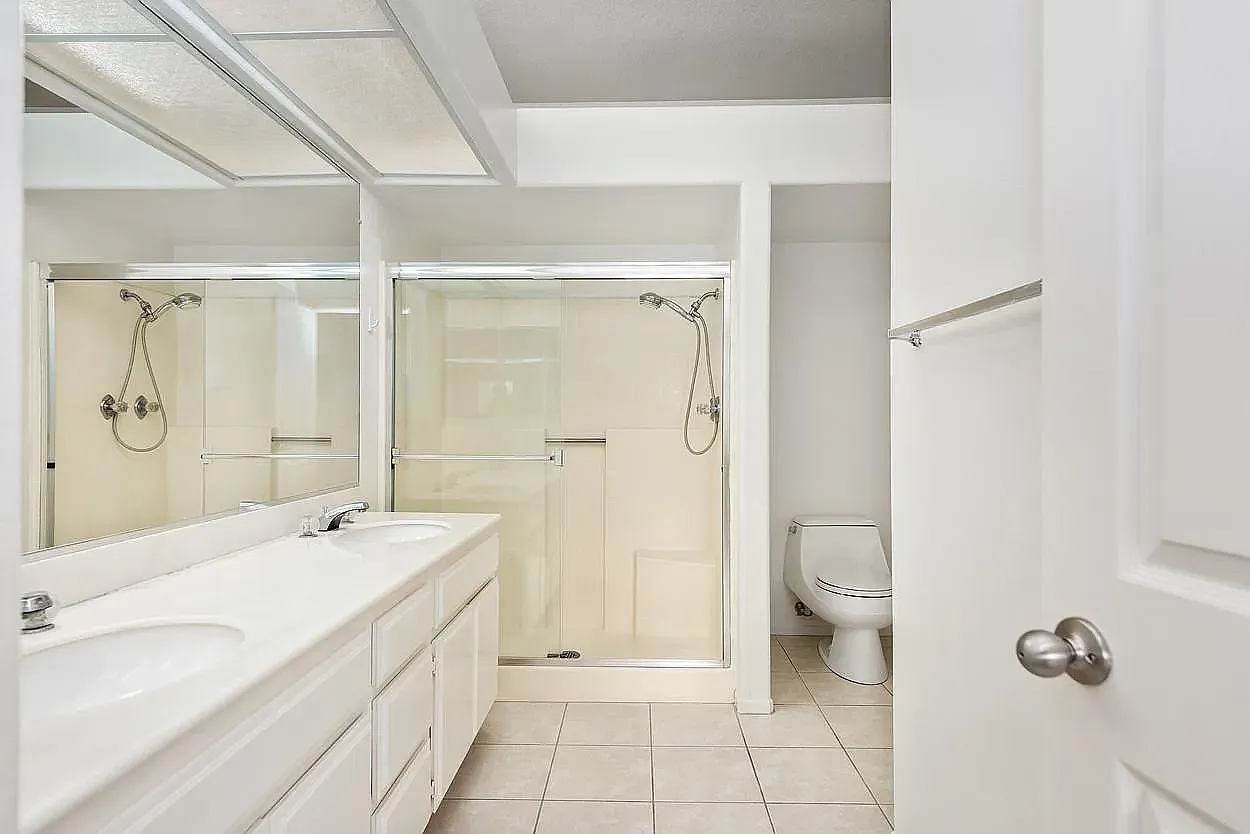 2 bed, 1104 sqft, $3,500 — Photo 4