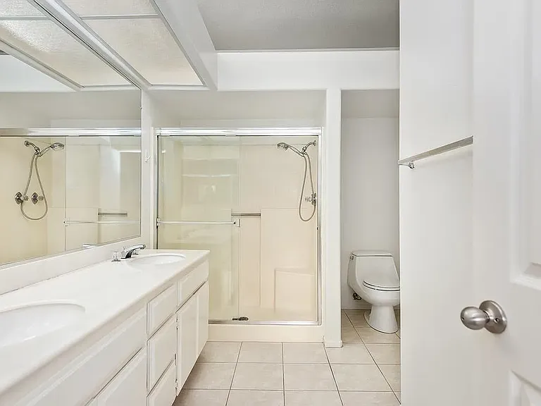 8182 Mainsail Dr #102 — Photo 4
