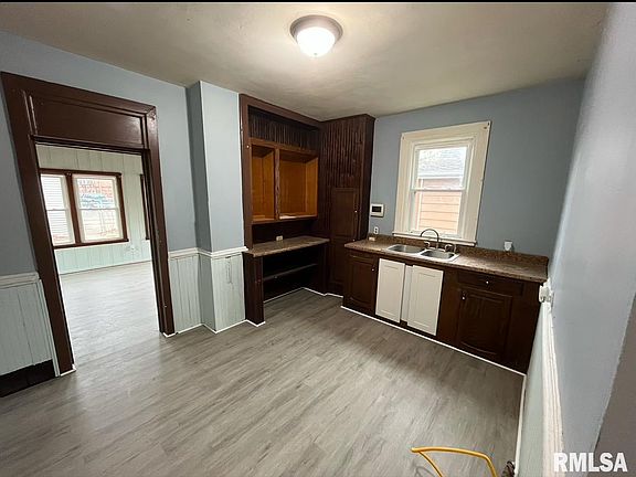 4th image of 1512 W Millman St