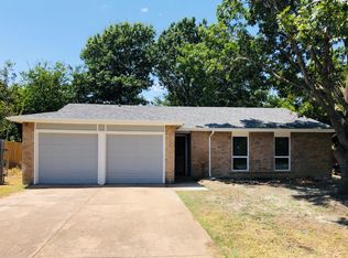 2304 Clearwood Ct, Arlington, TX 76014