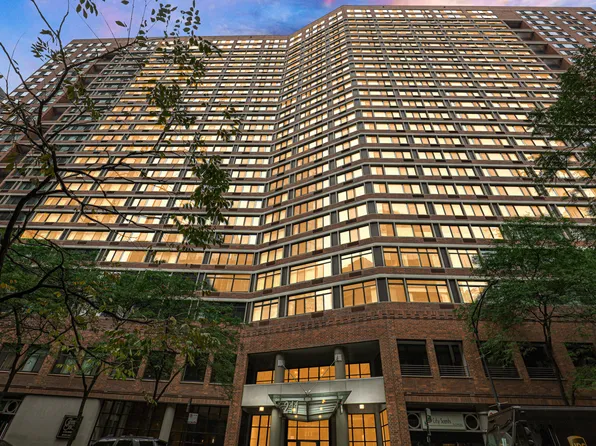 211 E Ohio St APT 1108, Chicago, IL 60611
