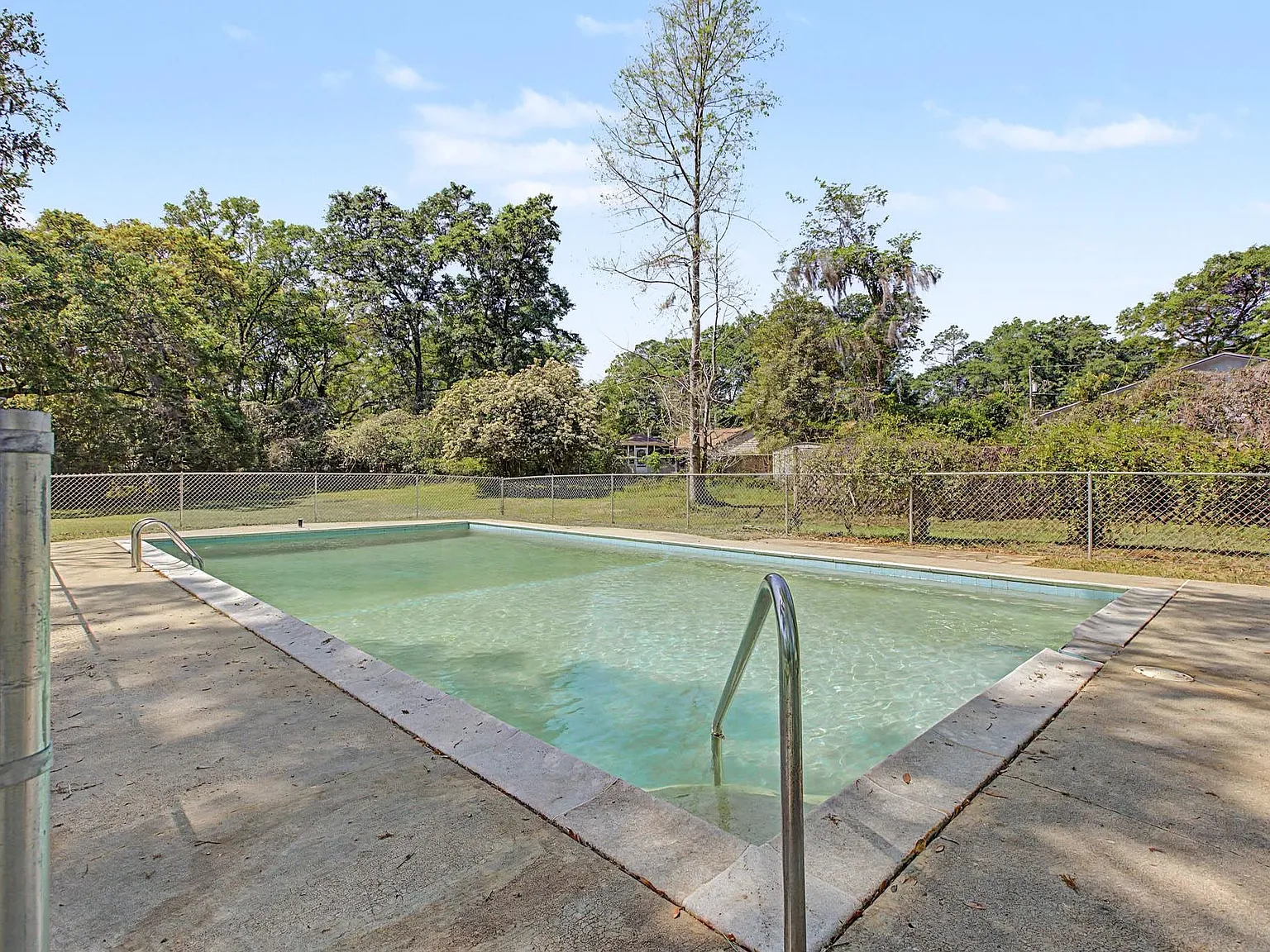 3 bed, 3796 sqft, $3,700 — Photo 3