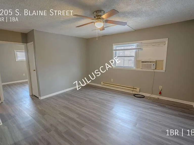 1205 S Blaine St — Photo 3