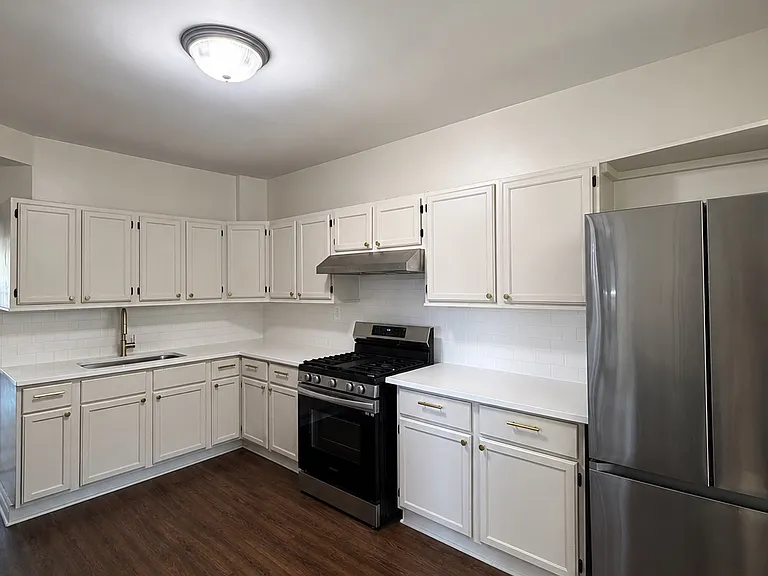4323 W Henderson St #2 — Photo 10