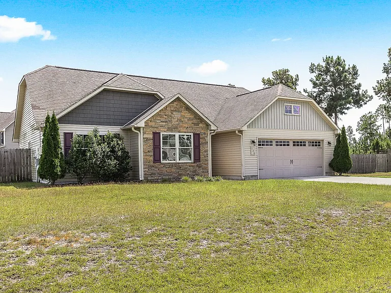 120 Prospect Dr — Photo 2