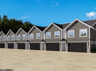 1110 Delaware Ave #101, Ames, IA 50014