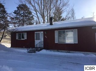 908 SW 5th St, Grand Rapids, MN 55744