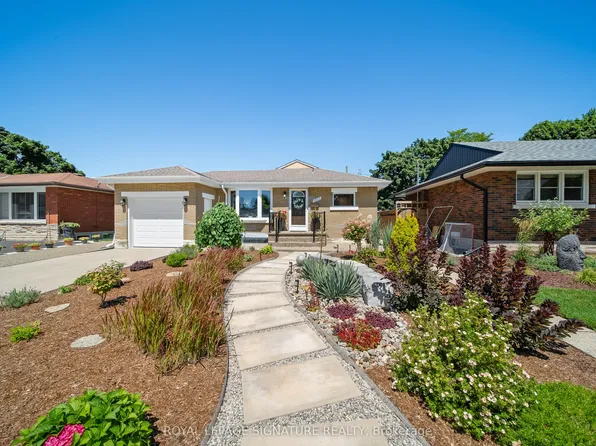 1037 Clare Ave, Cambridge, ON N3H 2E2