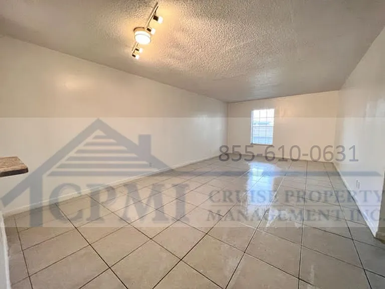 Colonial Village - 7550 Stirling Rd — Photo 30