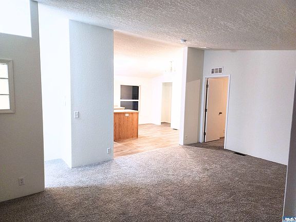 5th image of 1334 1/2 W 15th St
