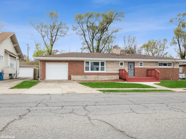 1740 W Taft St, Gary, IN 46404