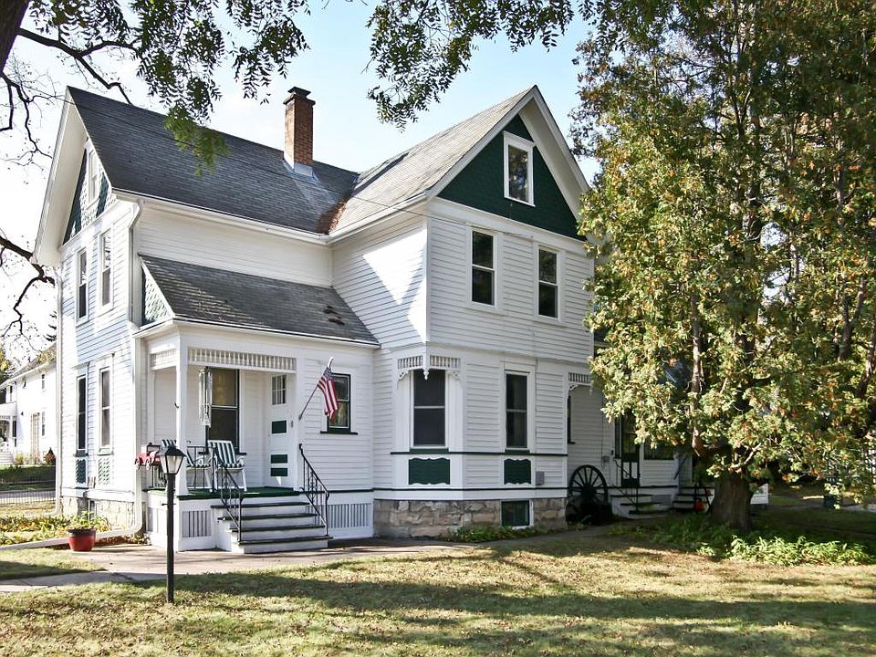 1st image of N72W6512 Elm St