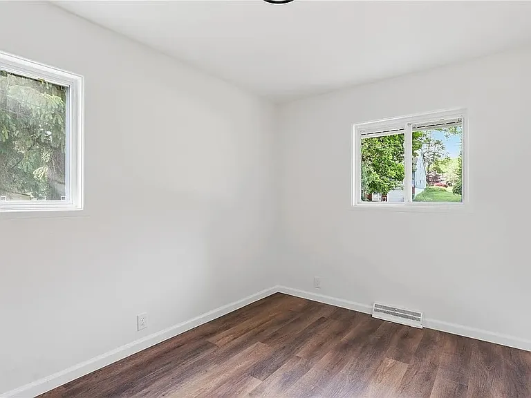 40 Oak Hill Ter — Photo 16