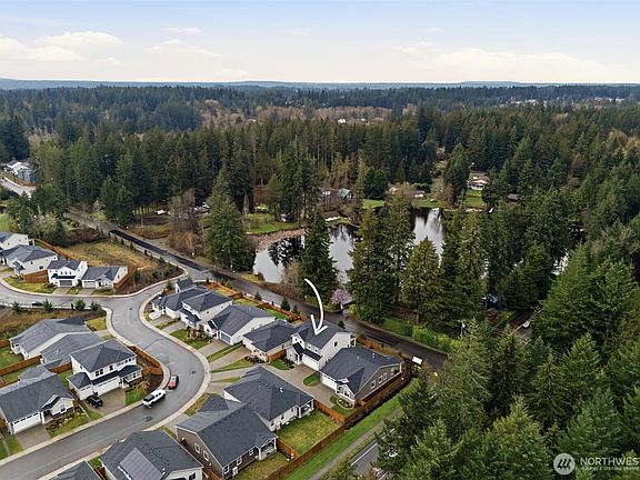 4th image of 6457 Seaglass Avenue SE