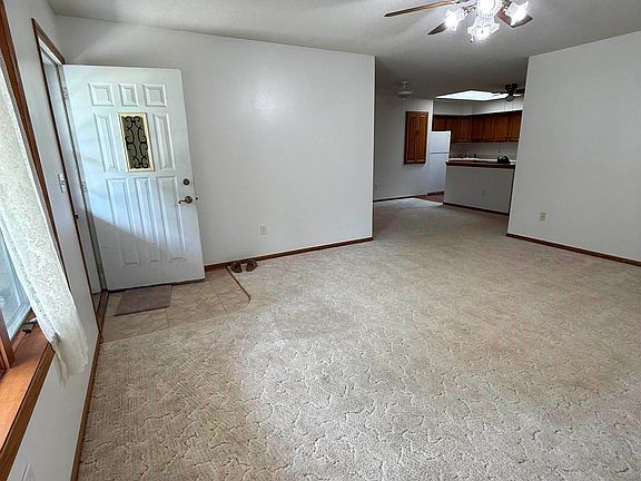 5th image of 277 4th St SE #2