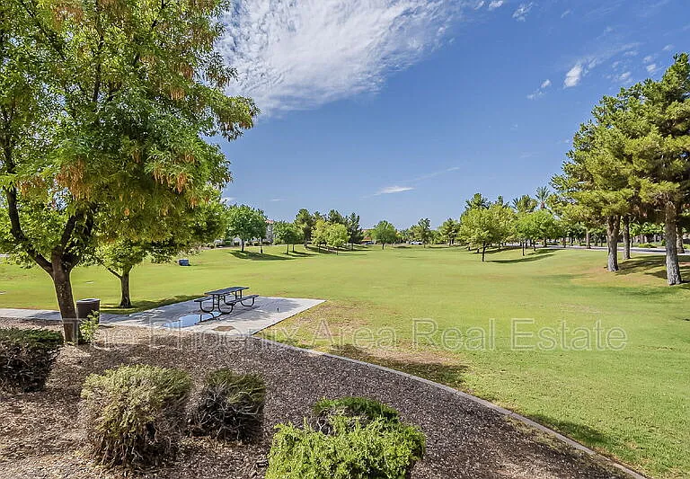 885 S Osborn Ln — Photo 47