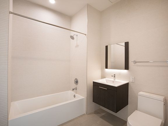 5th image of 306 W 142nd St #B