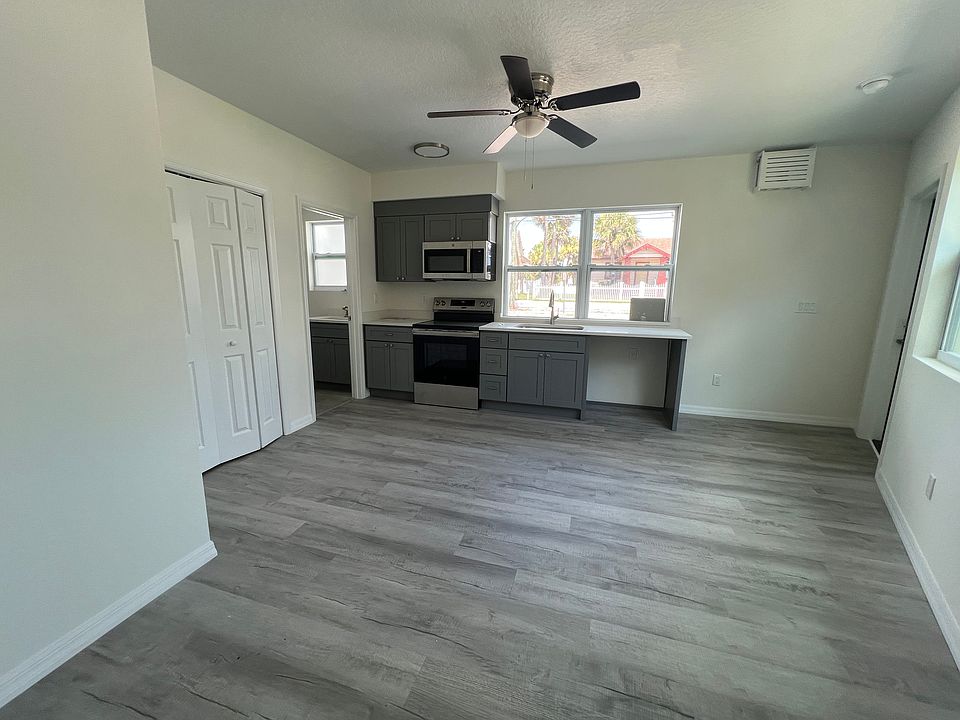 Kitchen and bedroom/living room