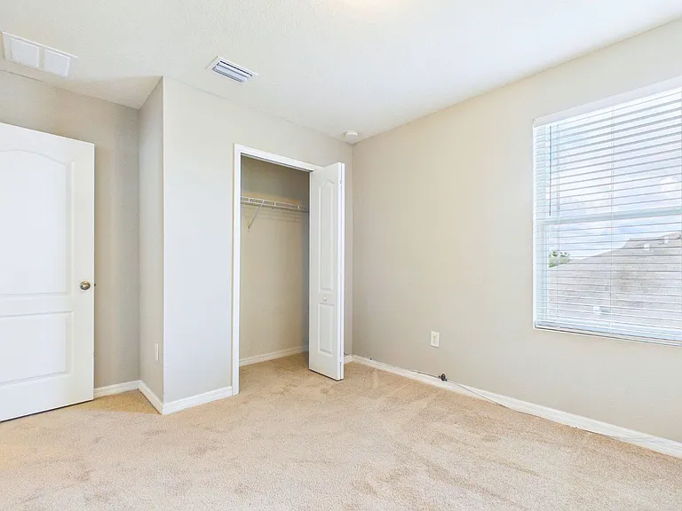14517 Dunrobin Dr — Photo 8