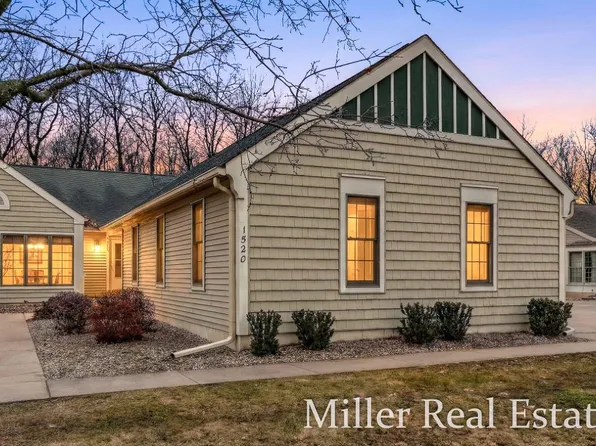 1520 Liberty Ln, Hastings, MI 49058