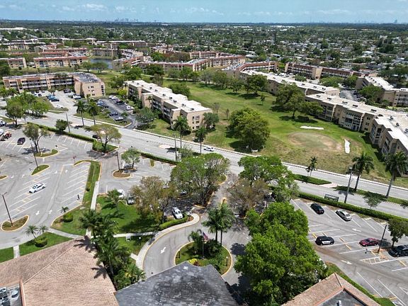 3rd image of 9320 Sunrise Lakes Boulevard #308
