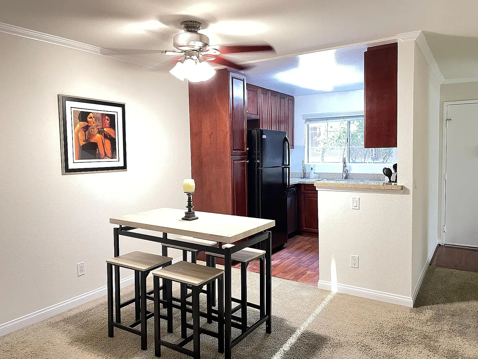 2 bed, 920 sqft, $2,900 — Photo 4