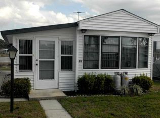 93 Eagle Pt S, Osteen, FL 32764