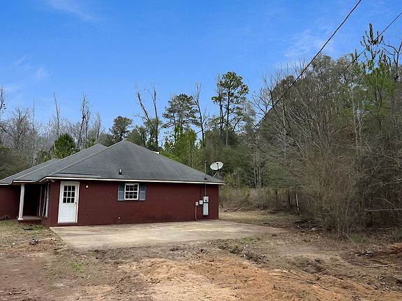 4th image of 200 Lee Road 466