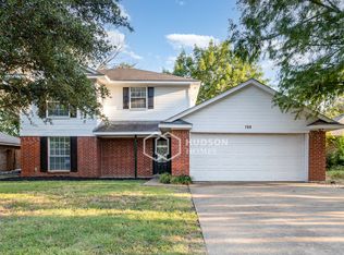 709 Meadowdale Dr, Royse City, TX 75189