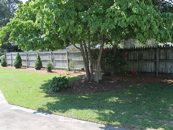 5th image of 2506 Dawn Cir