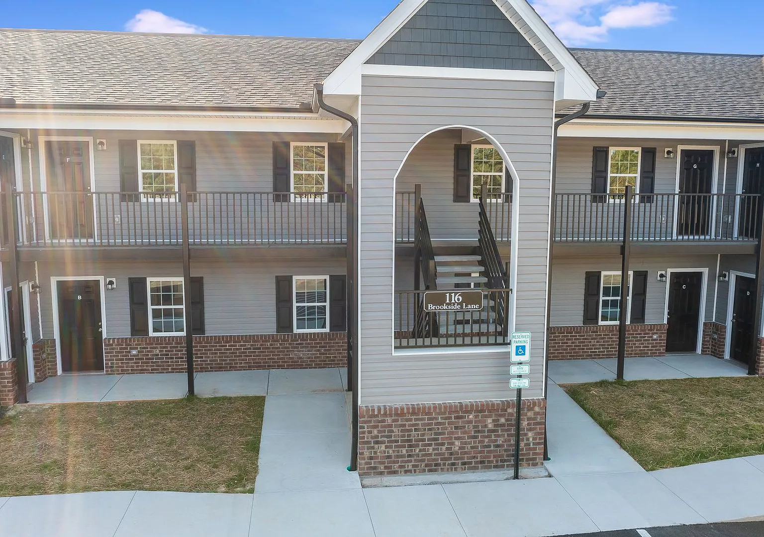 Brand New Apartments!! — Photo 3