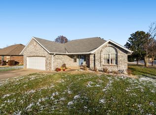 632 S Fountain Ave, Republic, MO 65738