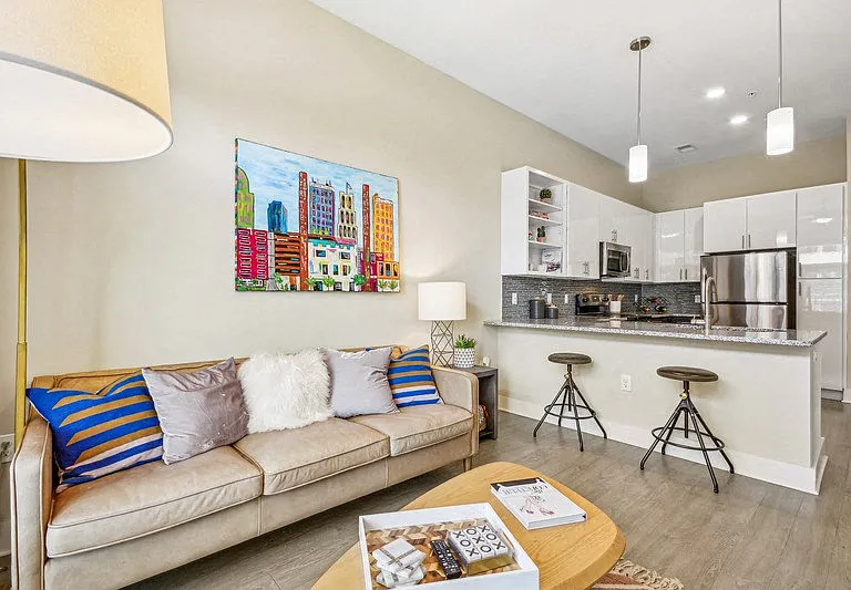 Link Apartments Innovation Quarter — Photo 42