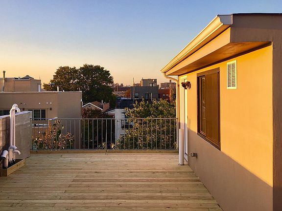 5th image of 119 Pulaski St #5
