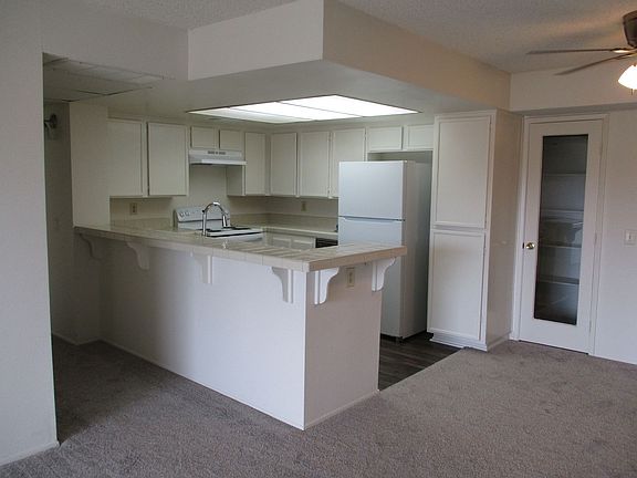 4th image of 5885 El Cajon Blvd Unit 316