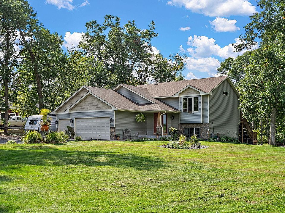 1st image of 30788 Juniper Ct NW
