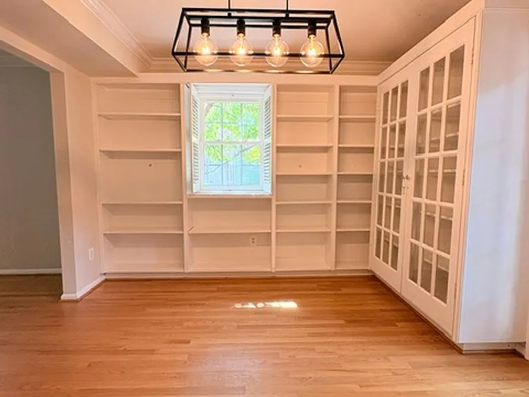 6718 Kenwood Forest Ln — Photo 10