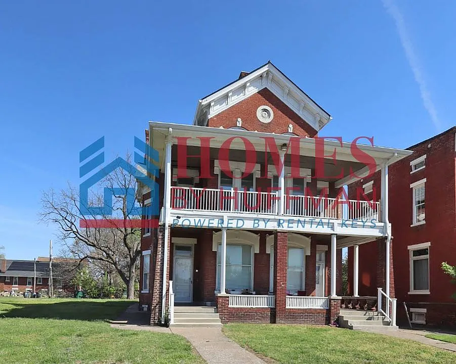 110 East Powell Avenue