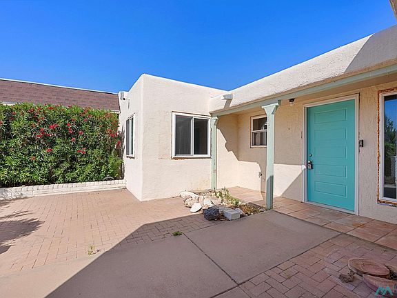 5th image of 1710 Live Oak Pl
