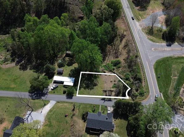 1 Hoyle St #1, Marion, NC 28752