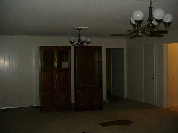 4th image of 1714 British Blvd