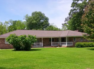 101 S 5th St, Lumberton, MS 39455