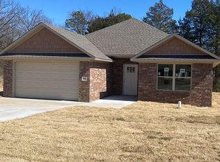 715 S Quincy Ave, Russellville, AR 72802
