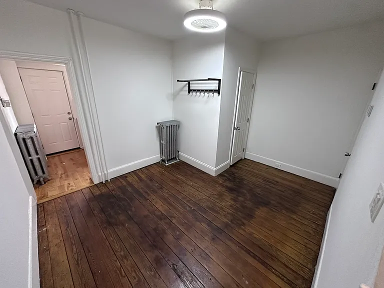 2229 E Ann St — Photo 9