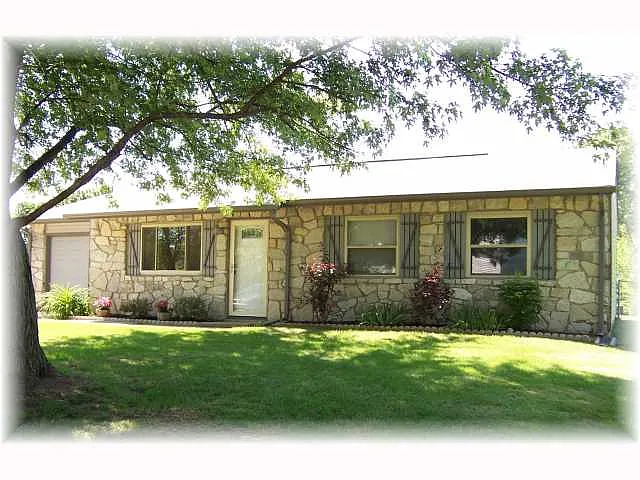 8916 Rock Island Ct photo 1