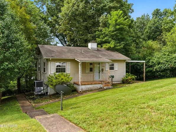 116 E Magnolia Ln, Oak Ridge, TN 37830